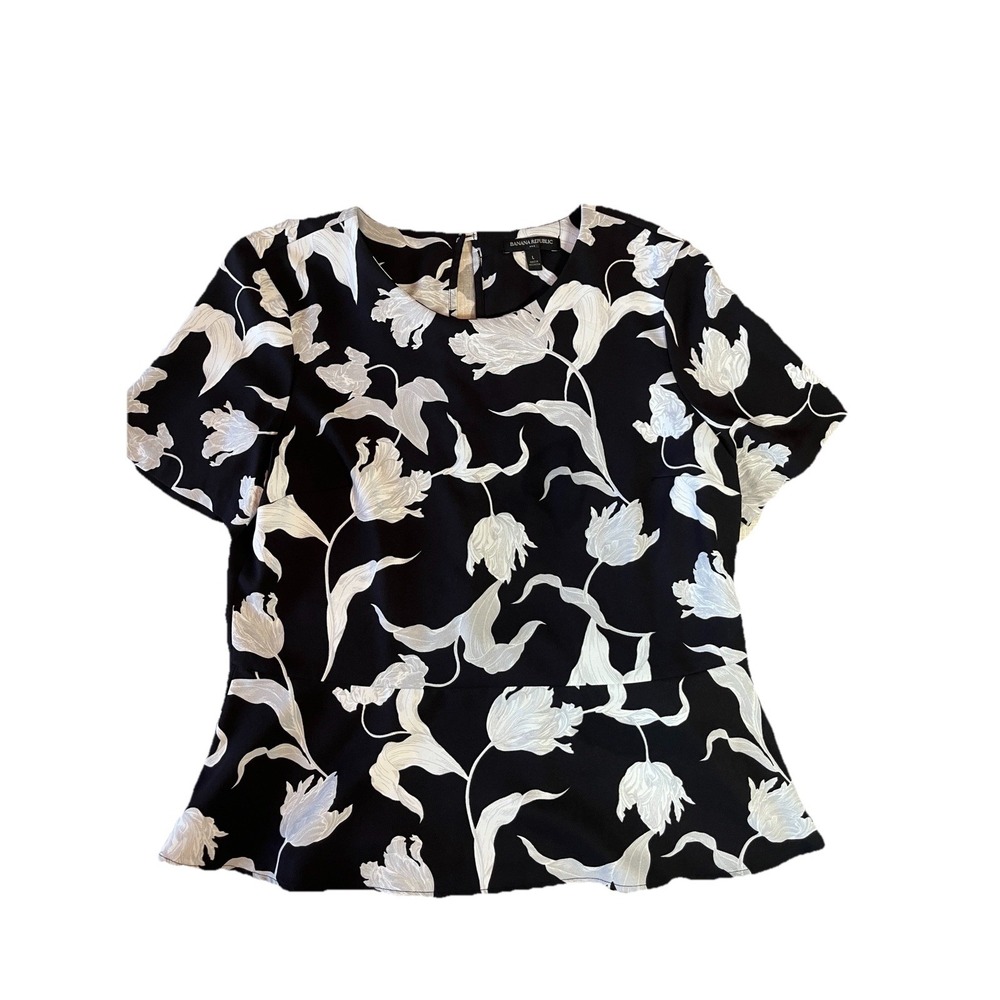Banana Republic Short Sleeve Peplum Top SZ Large Black White Floral Career